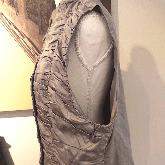 Erin of London | Silver Gray Ruching Crinkle Vest | XL - Picture 4 of 12